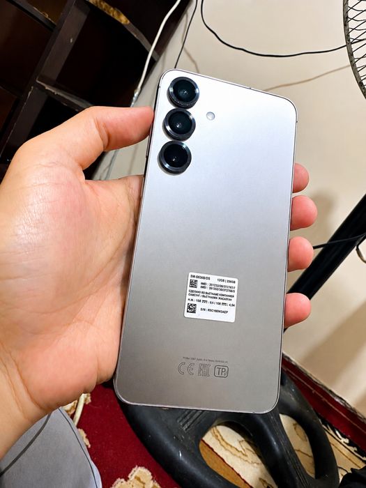 Samsung S25 Plus 12/256