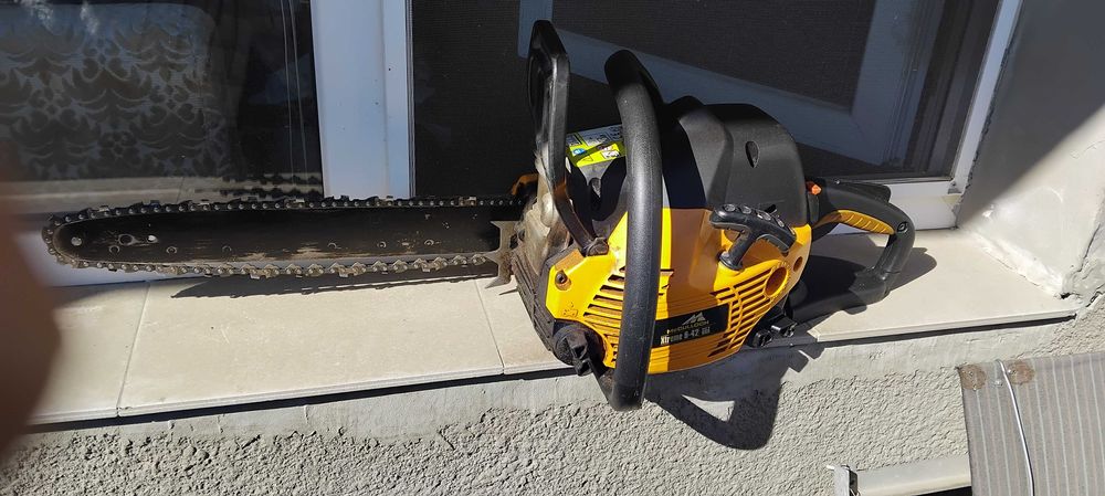 Продава моторен трион McCulloch