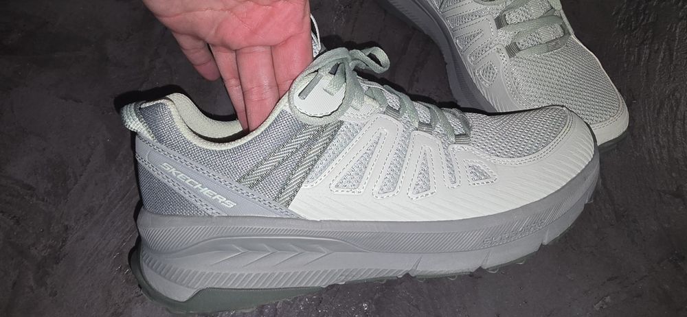 Маратонки Skechers 39номер