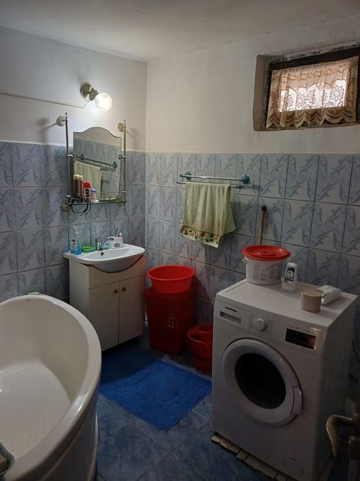 Vand casa, comuna Nanov , Alexandria, strada Sperantei!