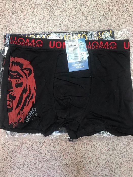 Boxeri folosiți de către ciki Keane  ( sunt șanse sa mai găsiți urme de brânzica)