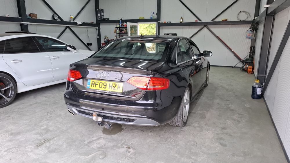 Audi a4 b8 2.0TDi S-line на части