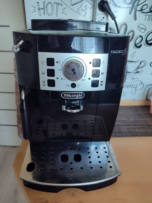 Кофемашина  Delonghi