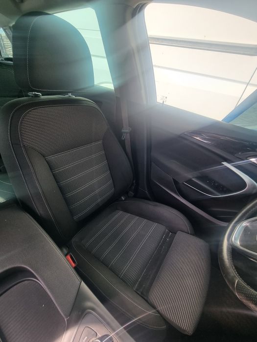 Scaune interior Recaro Sport cu incalzire Opel Insignia  Sports Tourer 2011