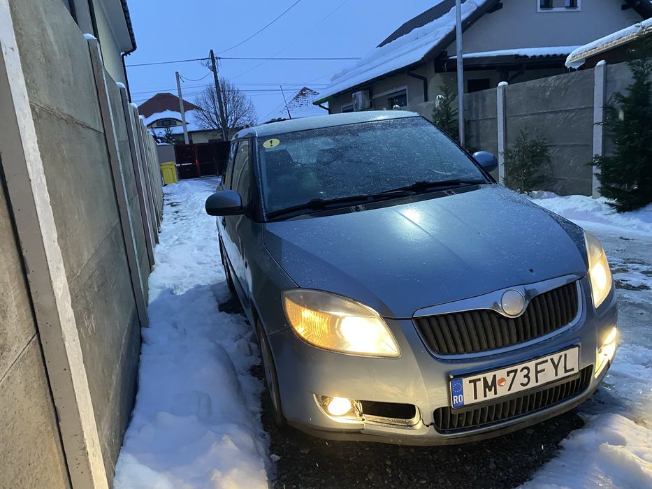 Skoda Fabia 1.2 benzină – bot nou (model 2008)