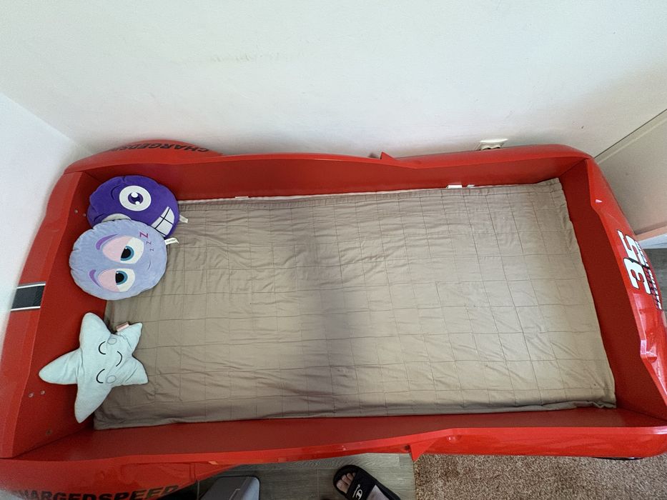 Pat copii tip masina