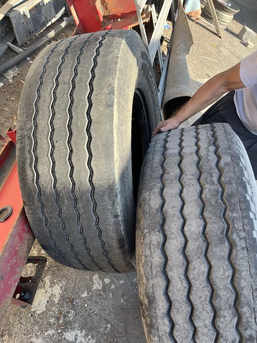 Продам балоны прицепные и ведущий