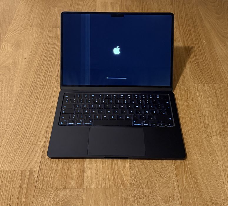 Doar pentru piese Apple Macbook Air 2022 cu chip M1