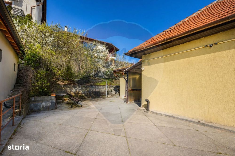 Casă cu vedere panoramică Brașov | Două unități independente | P+E |