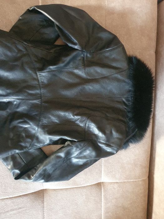 Продам куртку натуральная кожа