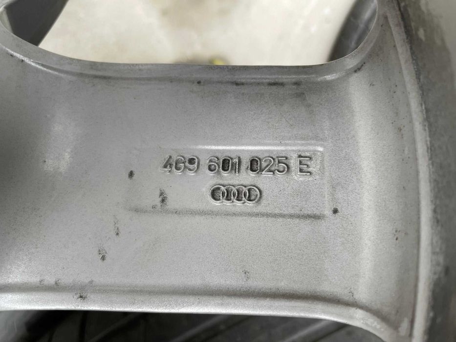 Jante Audi Q 5 7  235 55 18 GoodYear