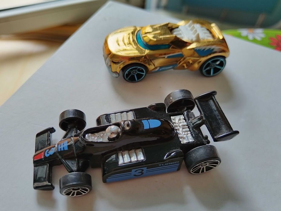 Запазени детски играчки плюшени и пластмасови