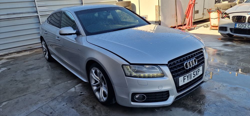 Faruri xenon audi A5  complete