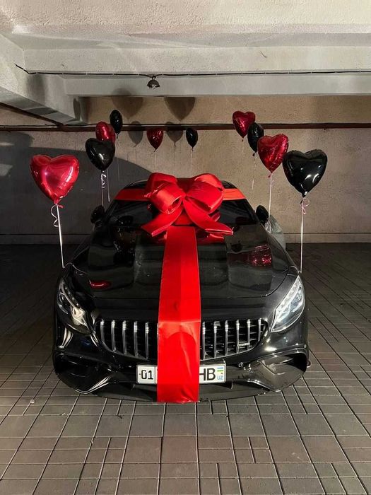 Оформление машин лентами бантиками и на продажу