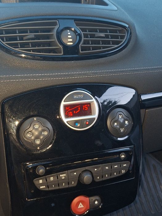RENAULT Clio 2012 — imagine 4