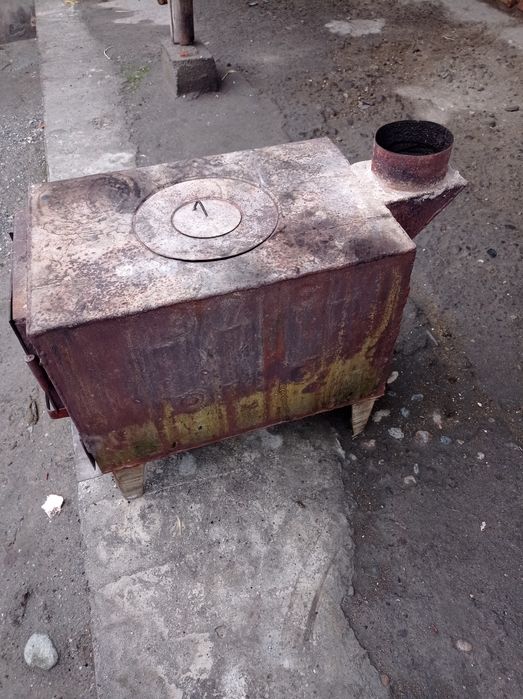 Утин ва кумир печка сотилади