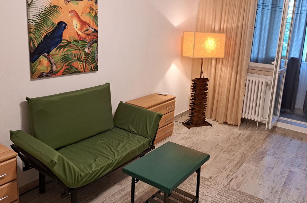 Proprietar,închiriez ap.2 camere zona Rahova,str.Bârca,renovat,aer condiționat,masina spălat,boiler