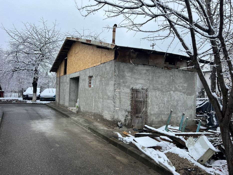 Casa de vânzare în Câmpina /Campinita