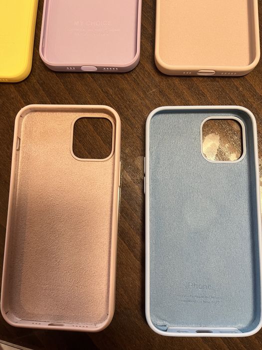 Кейсове за телефон IPhone 12