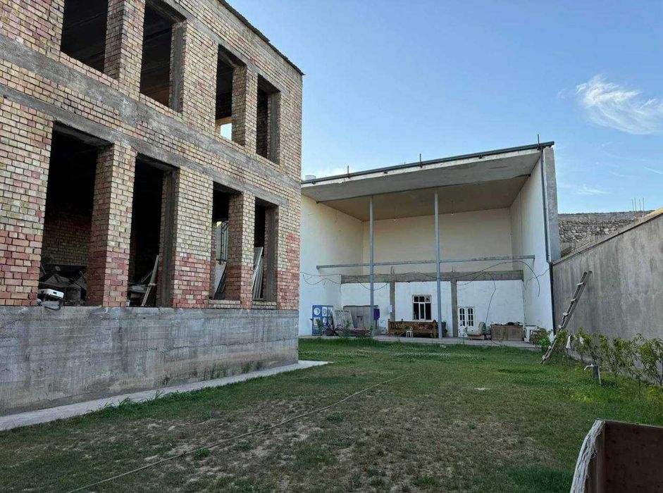 Продаю свой дом в Юнасабадском районе 8,3 соток