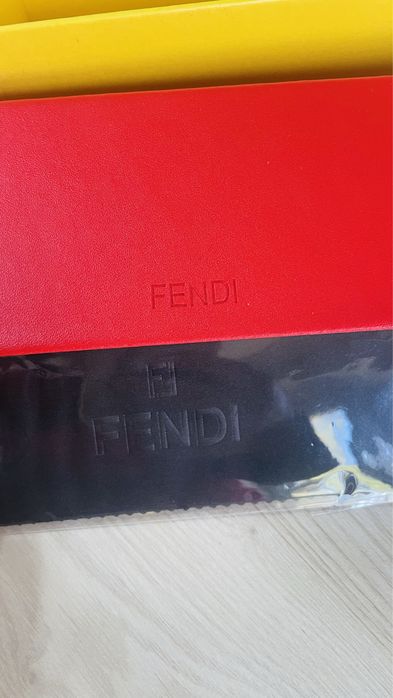 Футляр для очков