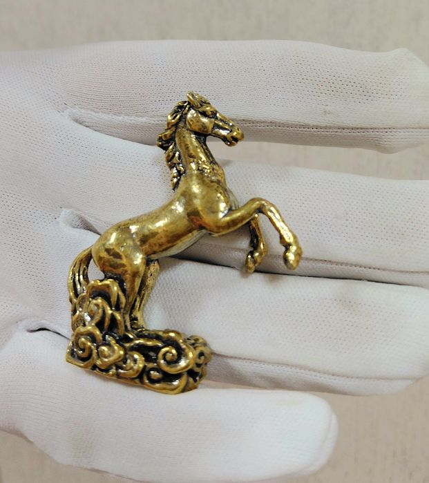 Фигурки Лошадка.