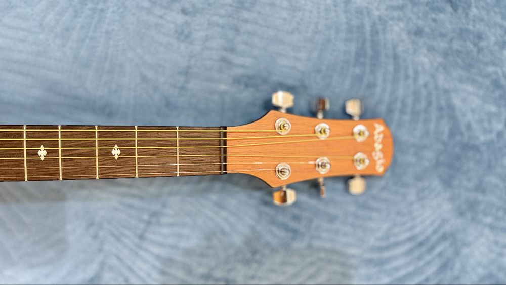Гитара акустическая, steel-string