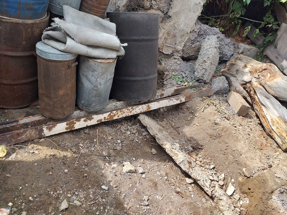 Продам рельсы б/у 2 шт.