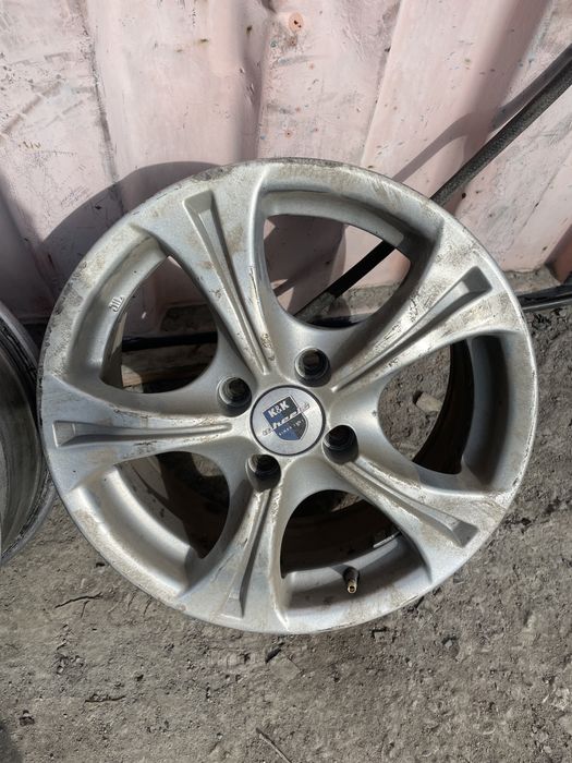 Продам литье на 15 в идеальном состоянти.