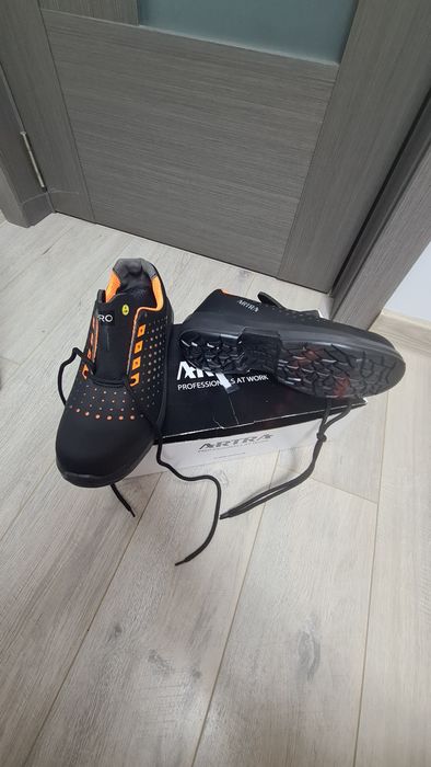 Pantofi de lucru unisex