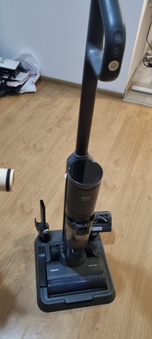 Вертикална прахосмукачка 3-in-1 Philips AQUA TRIO серия 7000 XW7264/11