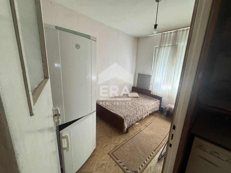 Двустаен апартамент под наем в Орфей