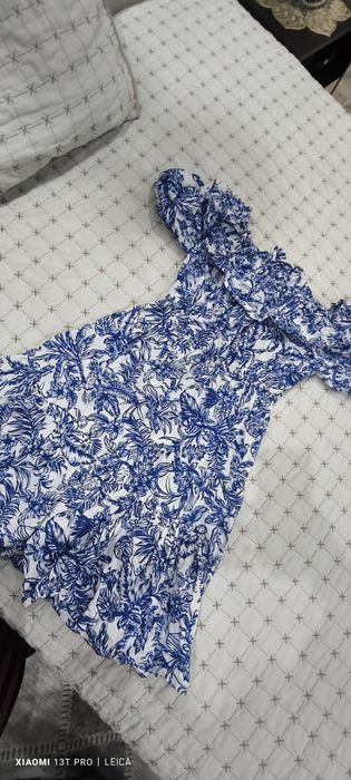 Лот дамски рокли