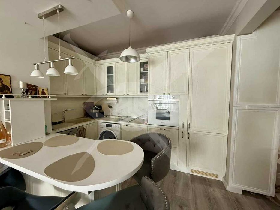 Продава се Тристаен апартамент в Варна, Трошево - 104 кв.м за 2597 €/кв.м - Снимка #1