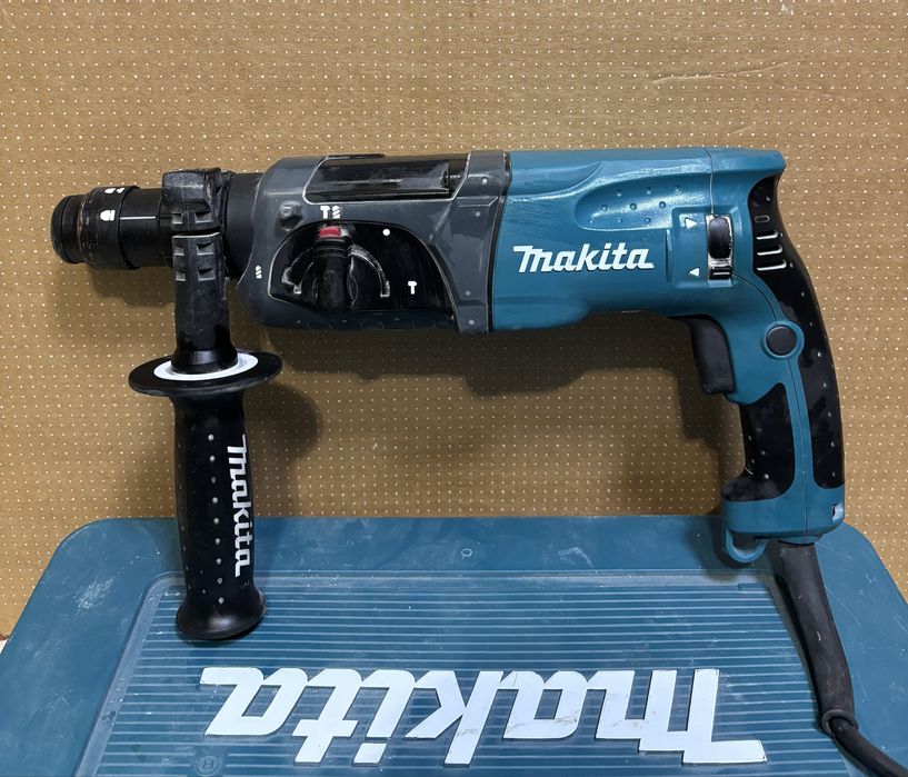 MDM vinde: Ciocan rotopercutor Makita HR2470T.