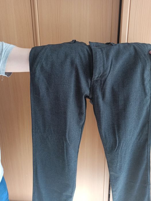 Продам брюки мужские серые