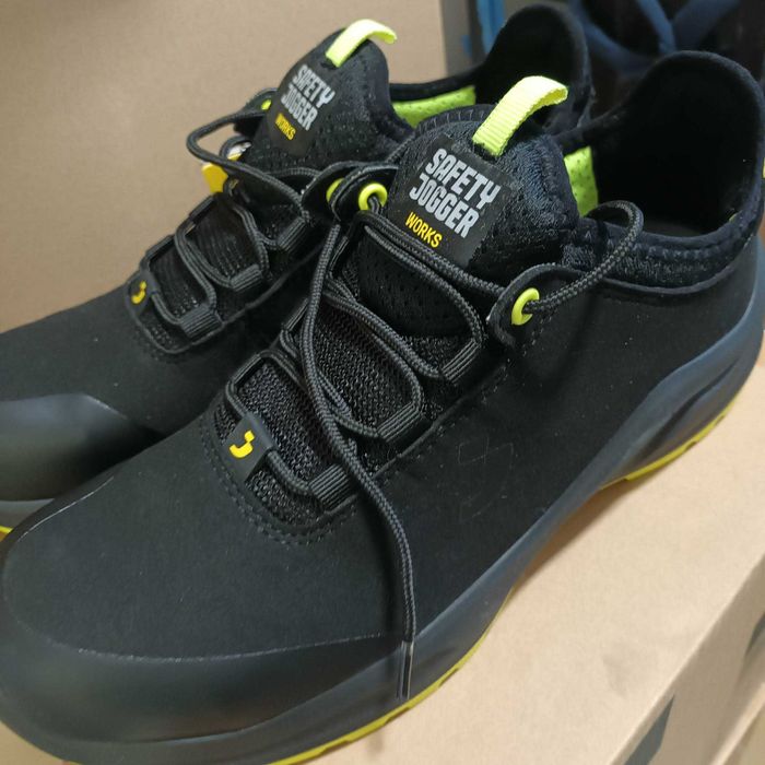 Продавам нови италиански  работни обувки Safety gogger, Panda и др