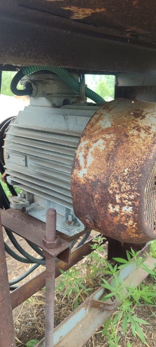 Продам дровокол 380v