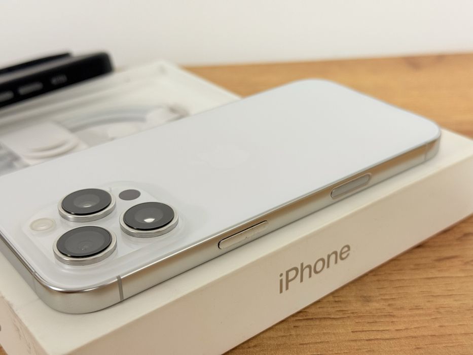 iPhone 16 Pro 256GB Гаранция!!!