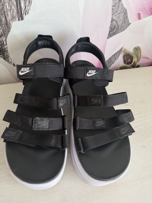 Унисекс сандали nike