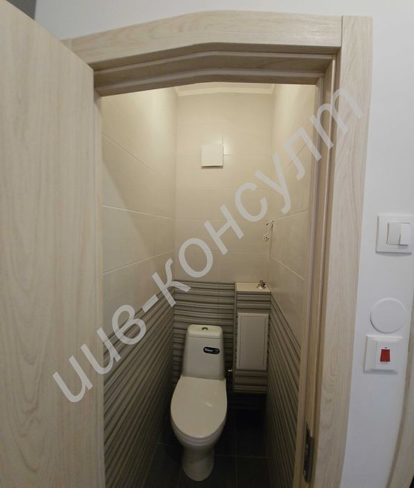 Тристаен апартамент в саниран блок, широк център гр. Велико Търново