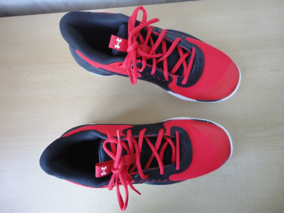 N40 Under Armour/нови кецове