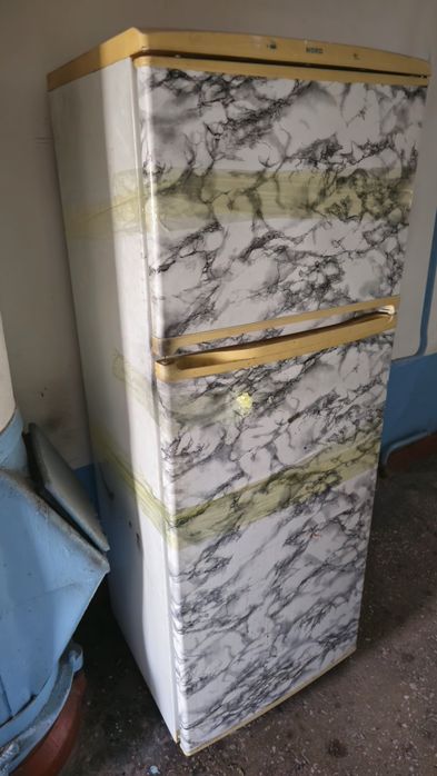 Отдам даром холодильник