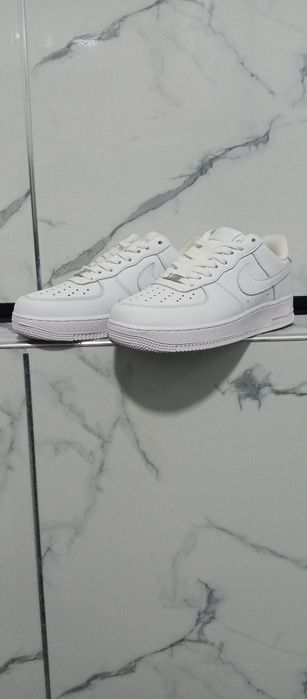 Продам Nike Air Force 1