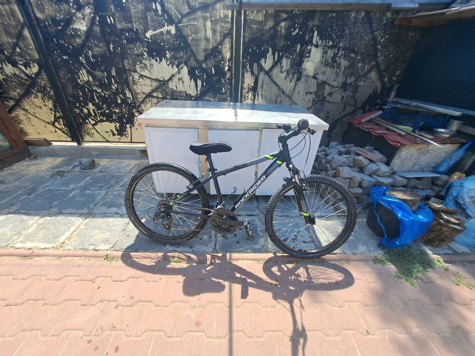 Vând bicicletă rockrider pentru copii roți pe 24"