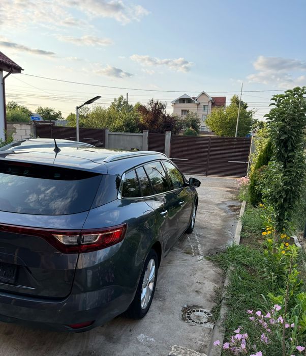 Vând Renault Megane 4 1.3 tce Limited 2019 98.000km