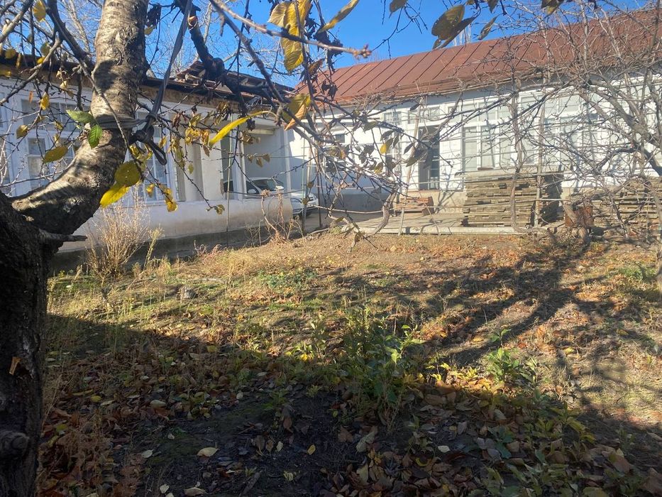 Oqtosh Xovli uy sotiladi