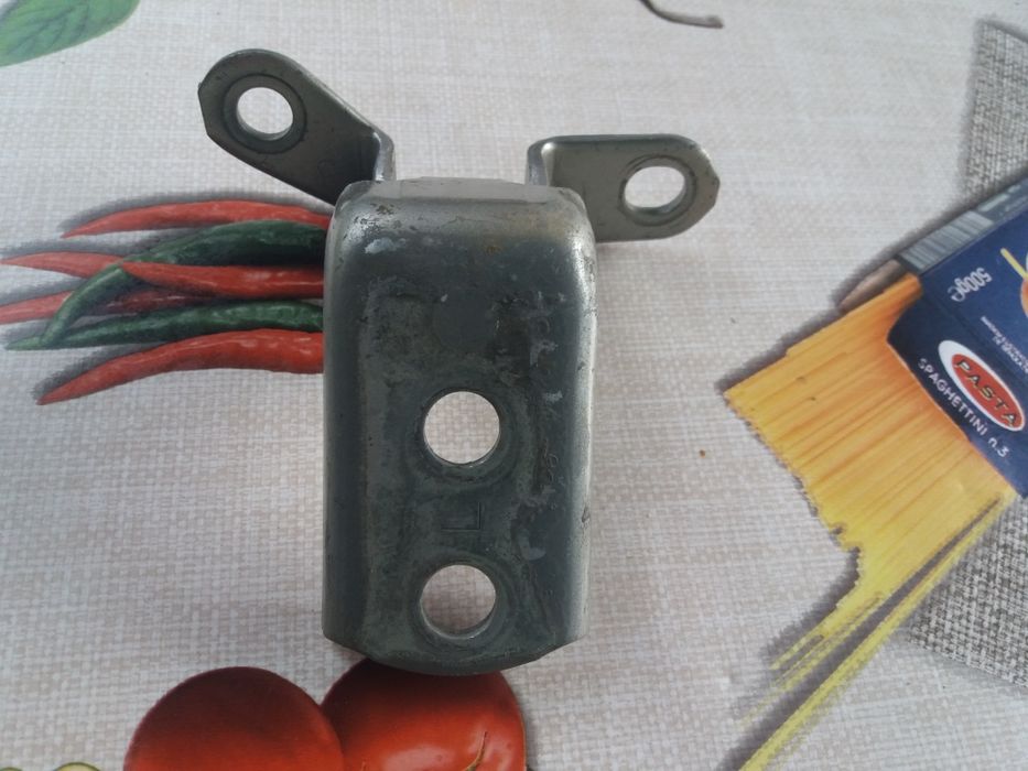 Петля дверная камри30.35.ть Орегинал.