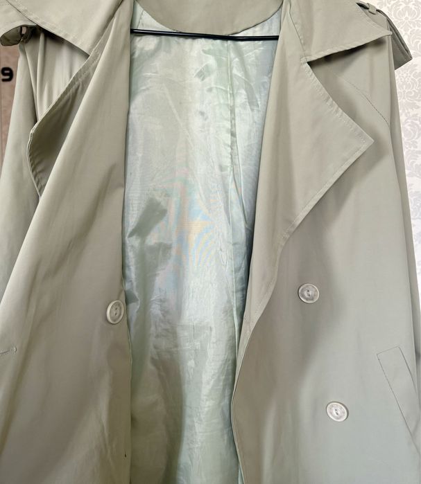 Продаётся женский тренч