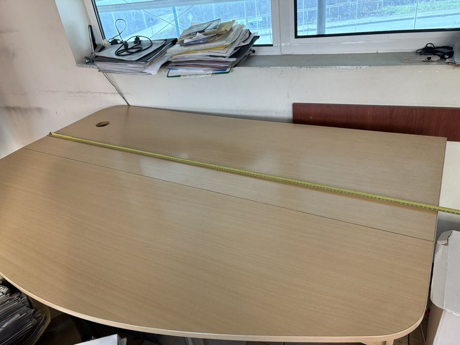 Офис обзавеждане